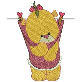 Matriz de bordado Ursa no varal